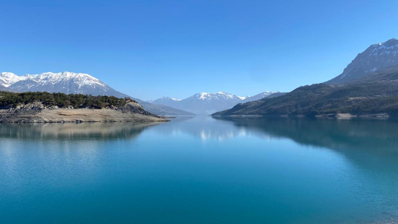 Embrun - Appartement 4/6 Personnes Avec Exterieurs Εξωτερικό φωτογραφία